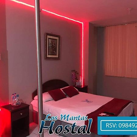 Hostal Los Mantas Bagian luar foto