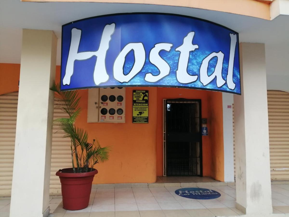 Hostal Los Mantas Bagian luar foto